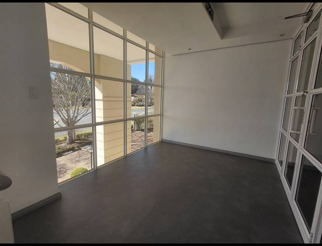 2,414M² OFFICE TO LET IN BRYANSTON